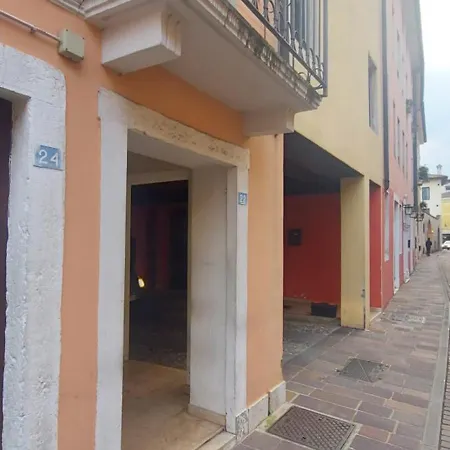 Via Mazzini 22